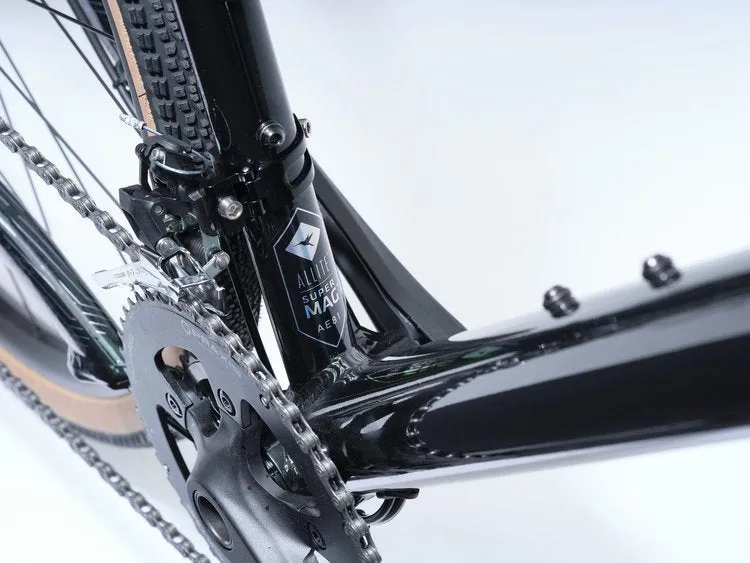 A/1  GRX  2x 700c - Black Forest
