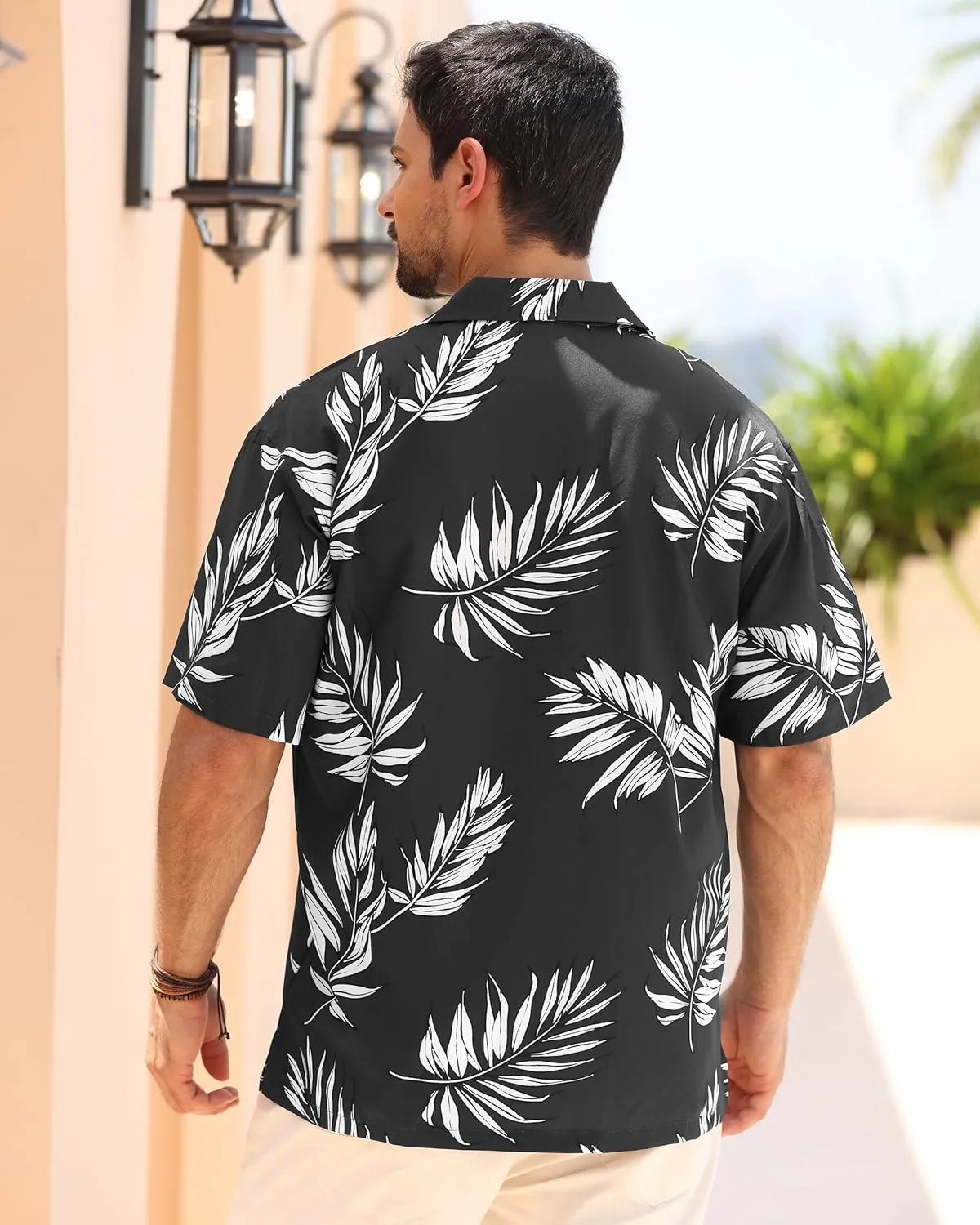 APTRO Men's Hawaiian Shirt Short Sleeve Tropical Vacation Button Down Beach Floral Palm Shirts
