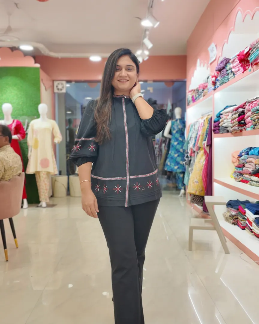 Black Cotton Embroidered Casual Short Top