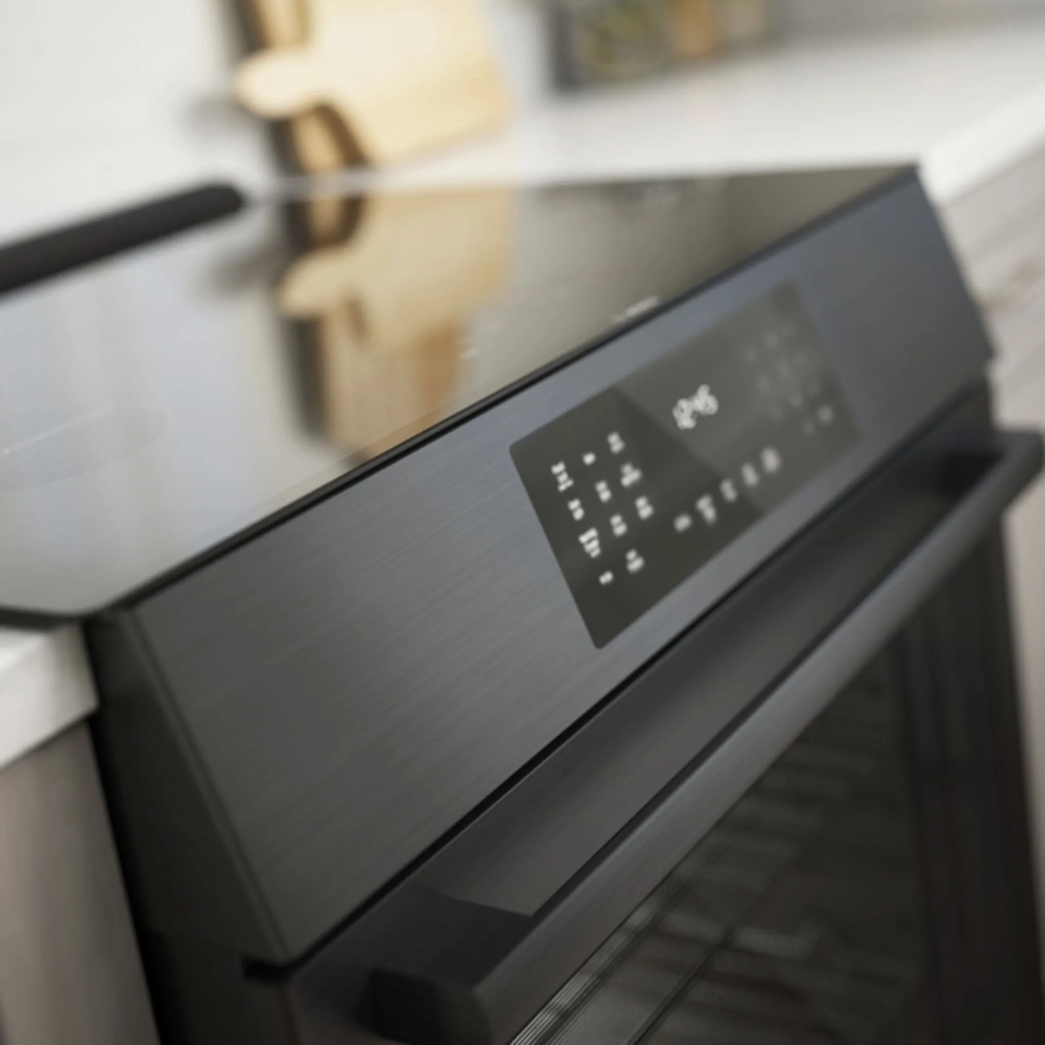 Bosch Induction Range (HII8047C) - Black Stainless Steel