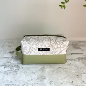 Boxy Pouch