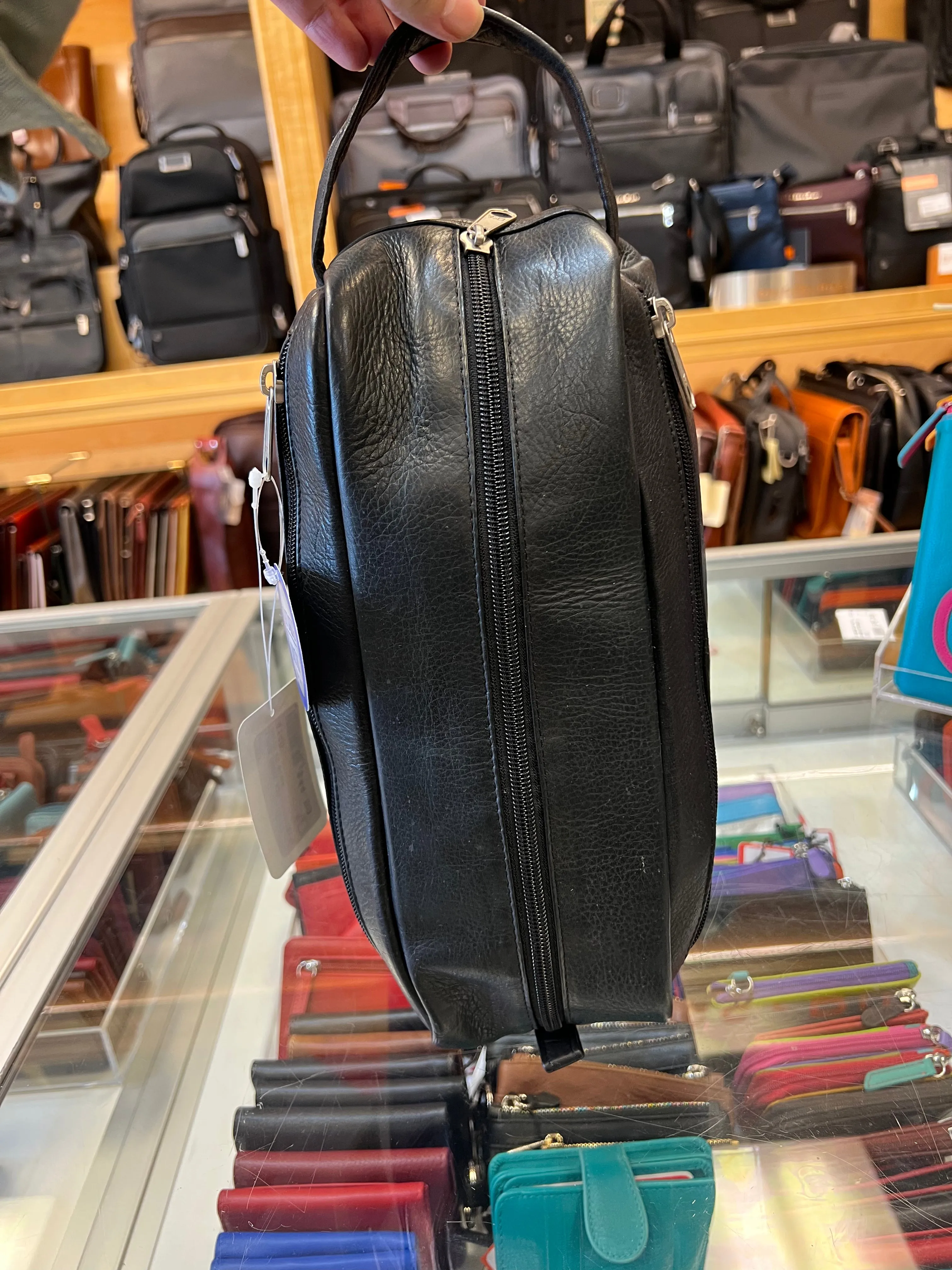 David King & Co. Large Leather Toiletry/Shave Bag- $39.99