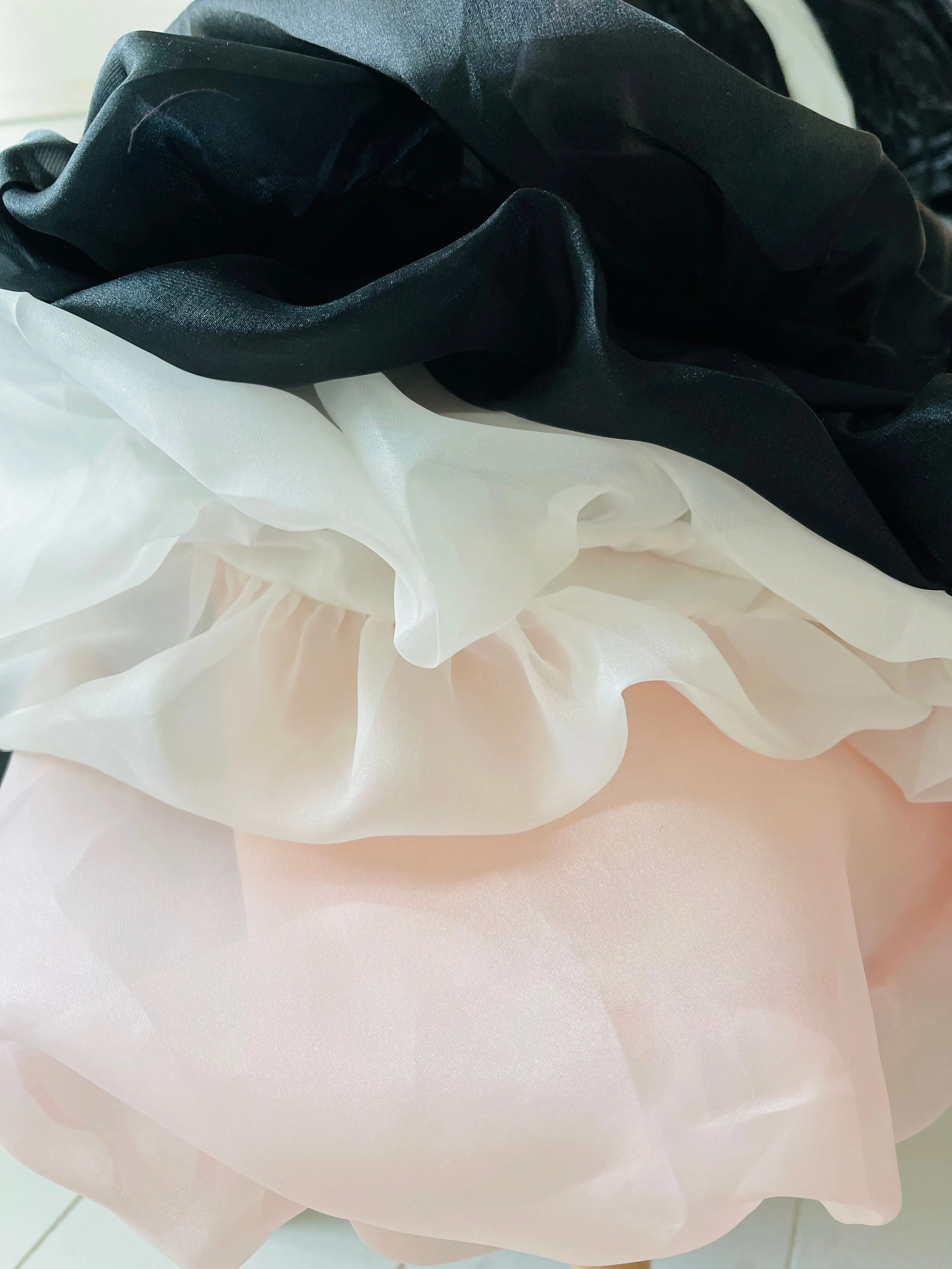 DOLLY WORLD PUFF LONG SLEEVE ORGANZA TOP WITH COTTON BODY dollypink