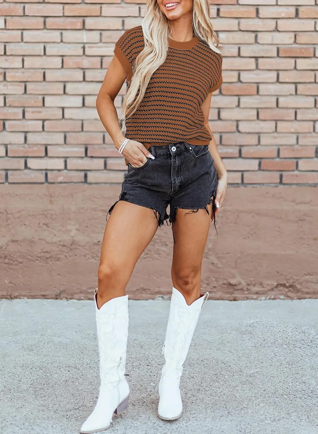EVALESS Women's Sweater Vest Striped Pullover Tank Top Round Neck Cap Sleeve Lightweight 2025 Summer Casual Clothes
