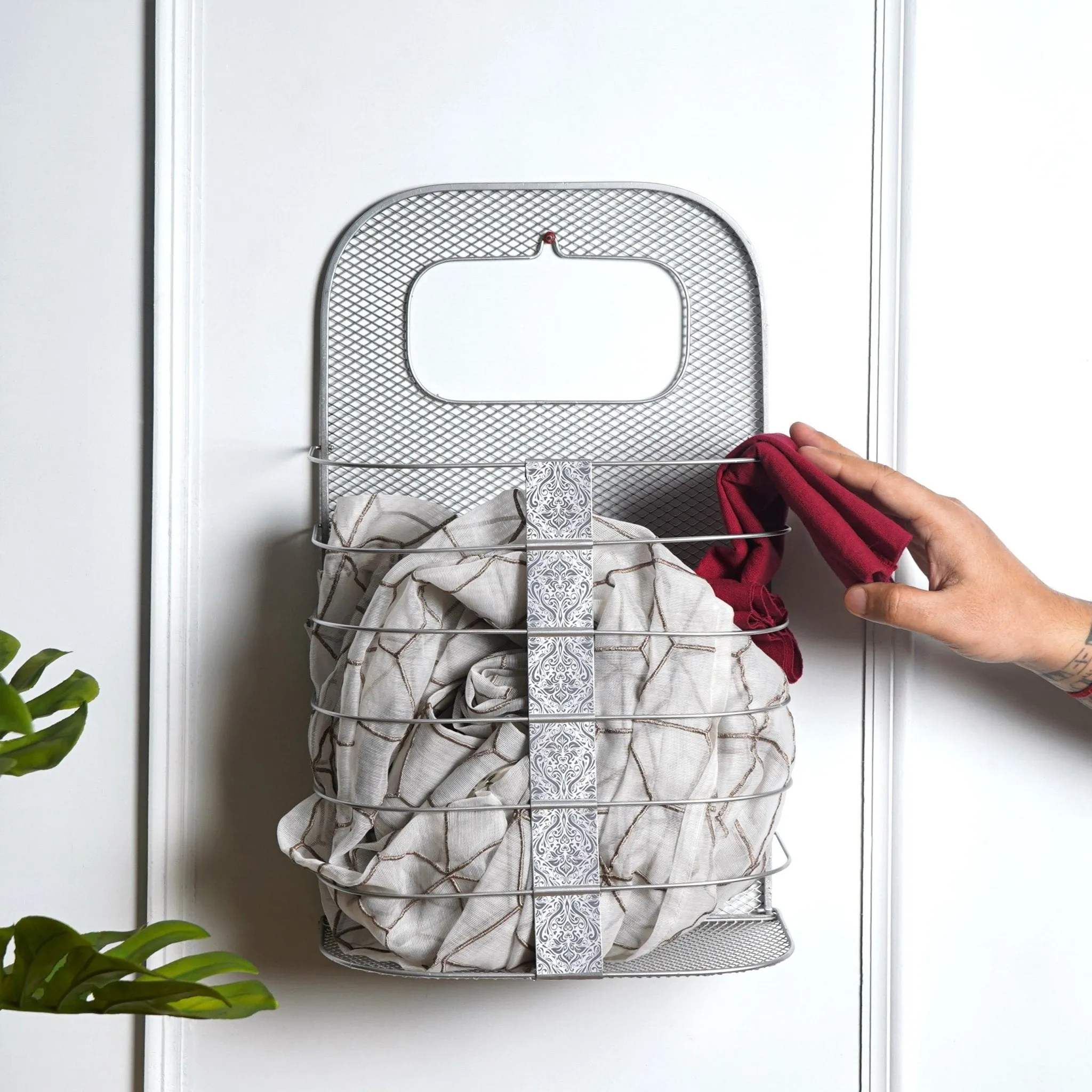 FlexiBin: The Versatile Foldable Laundry Basket for Modern Living