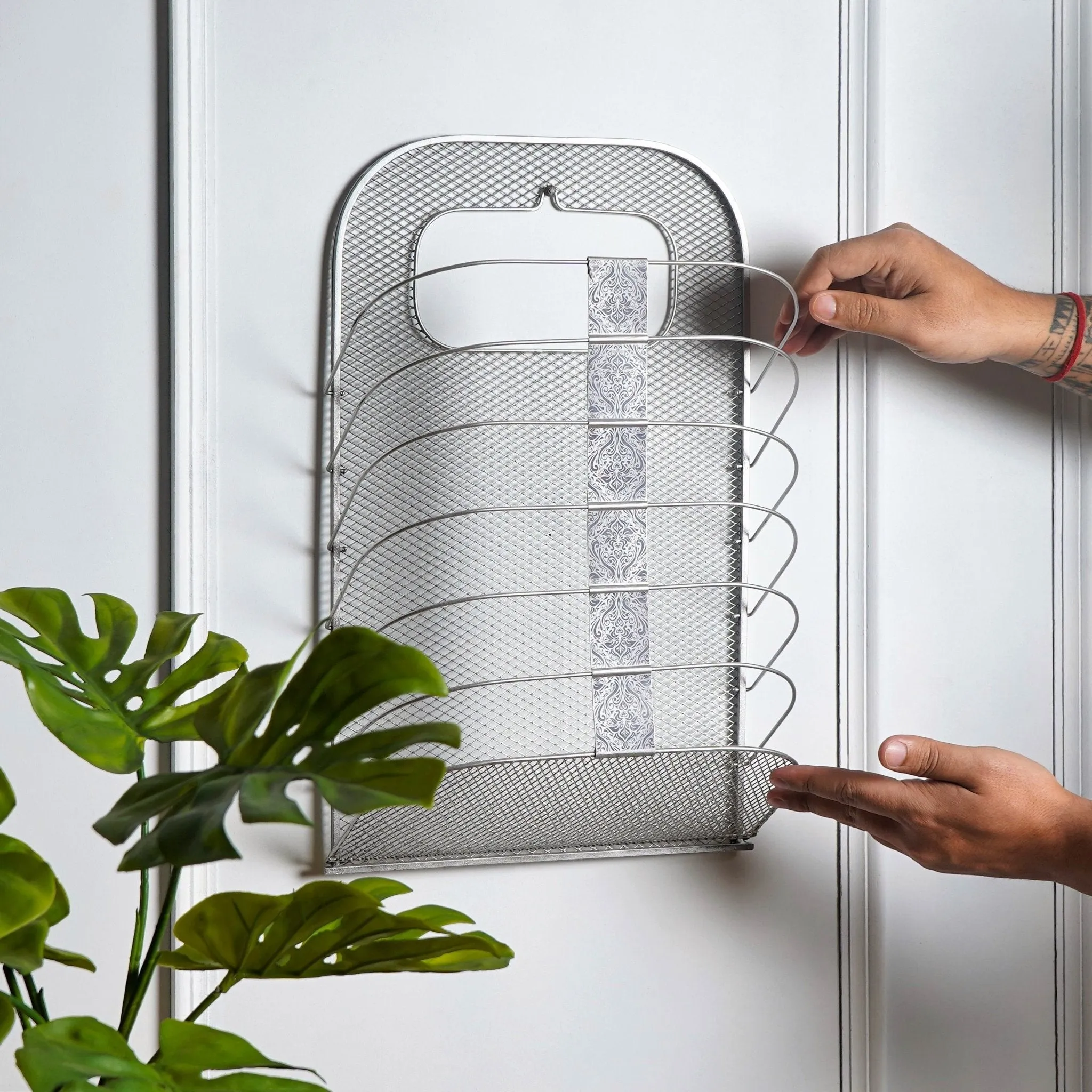 FlexiBin: The Versatile Foldable Laundry Basket for Modern Living