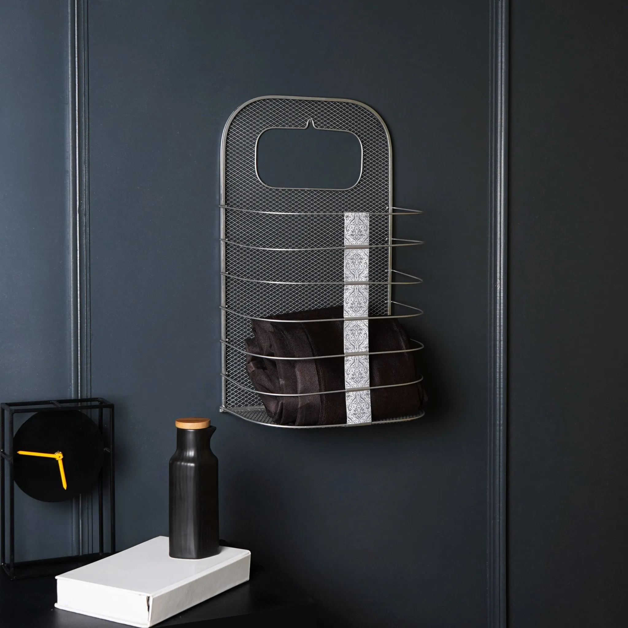 FlexiBin: The Versatile Foldable Laundry Basket for Modern Living