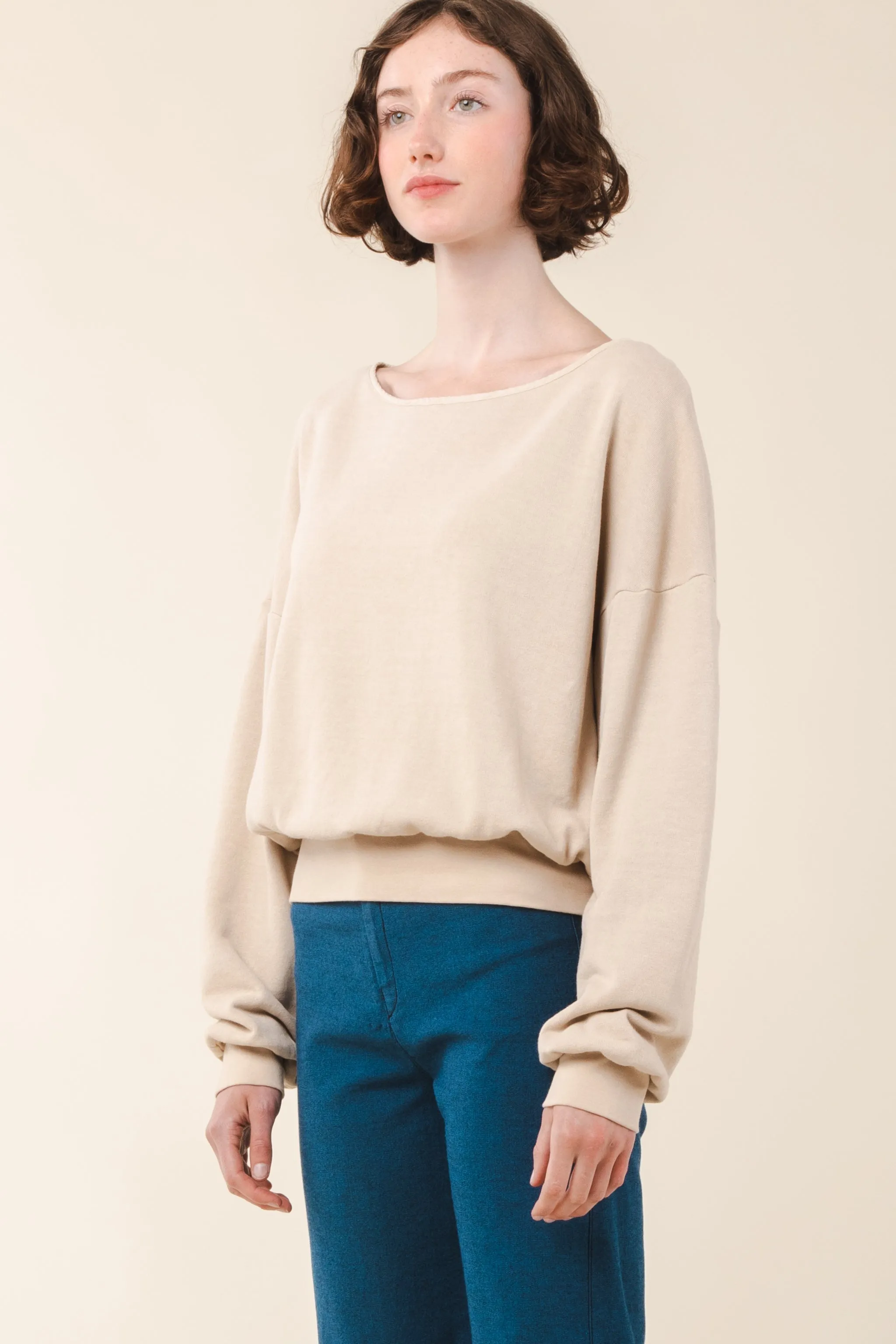 Flowy Sweatshirt in Wheat
