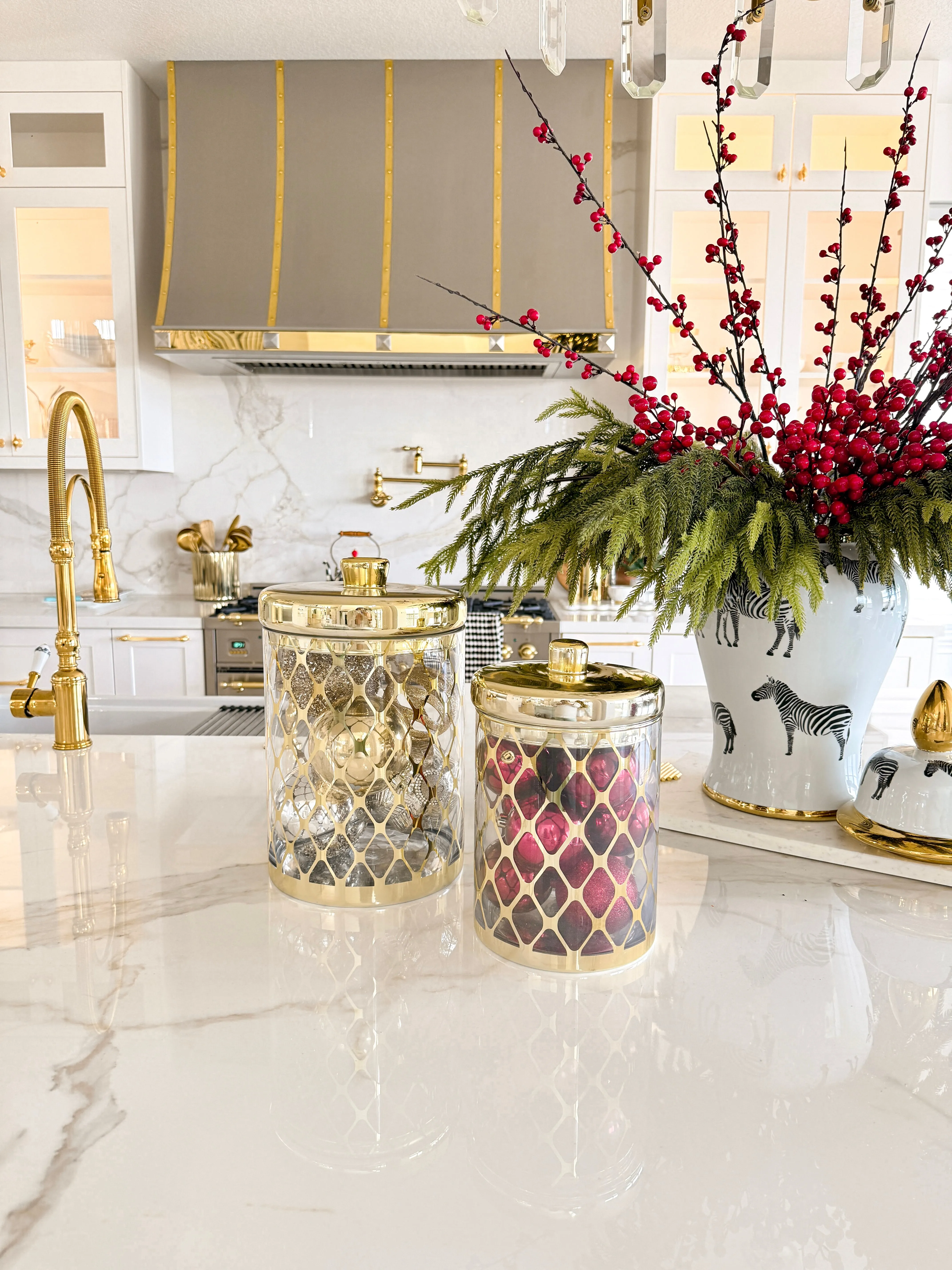 Gold Glass Pantry Canister (Two Sizes)