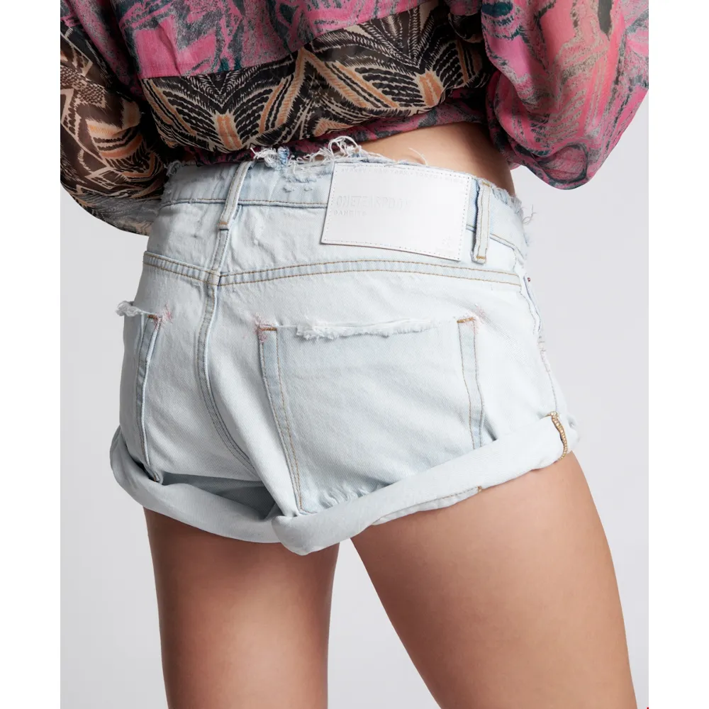 Low Waist Relaxed Fit Denim Short - Light Blue