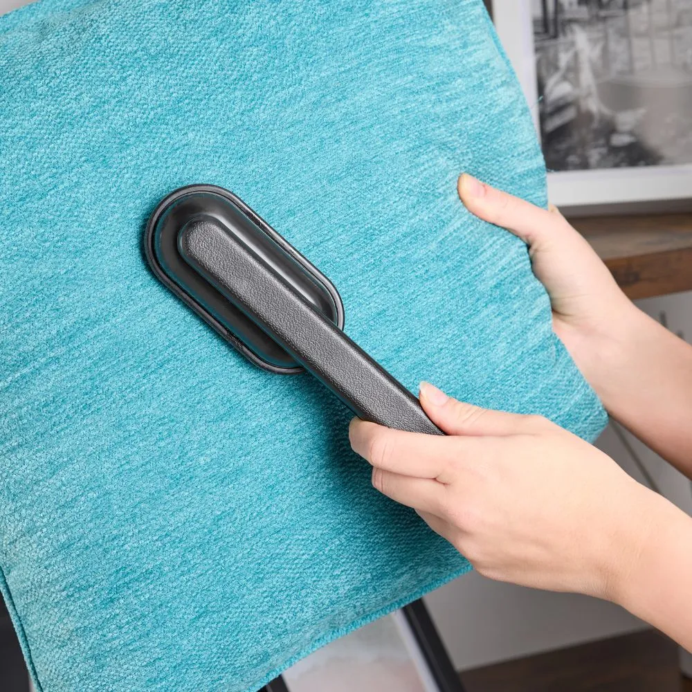 Minky Velvet Lint & Hair Removing Brush