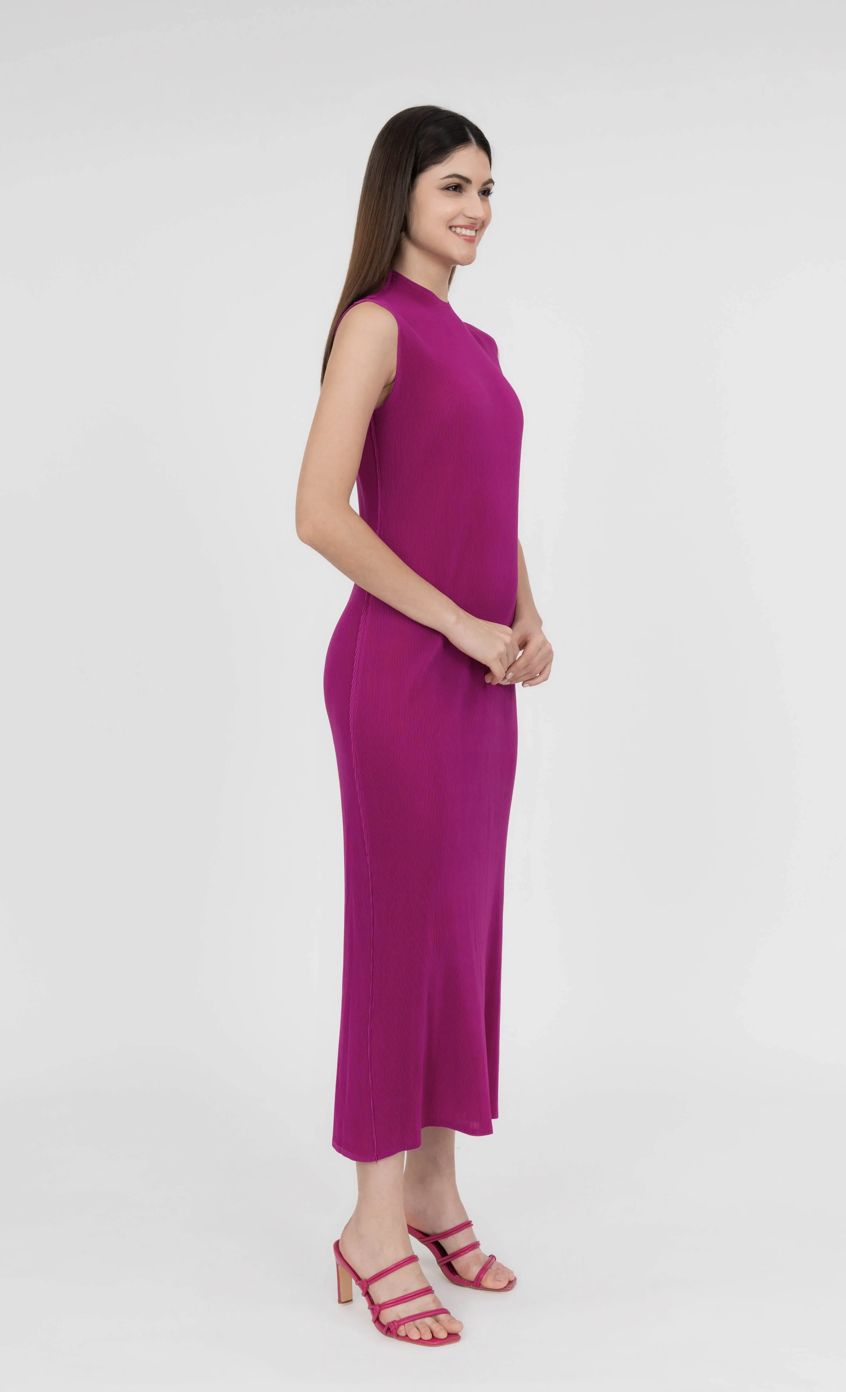 Miss Charm Dress in Magenta