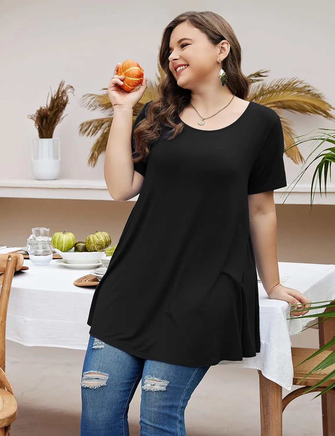 MONNURO Womens Short Sleeve Casual Loose Fit Flare Swing Tunic Tops Basic T-Shirt Plus Size