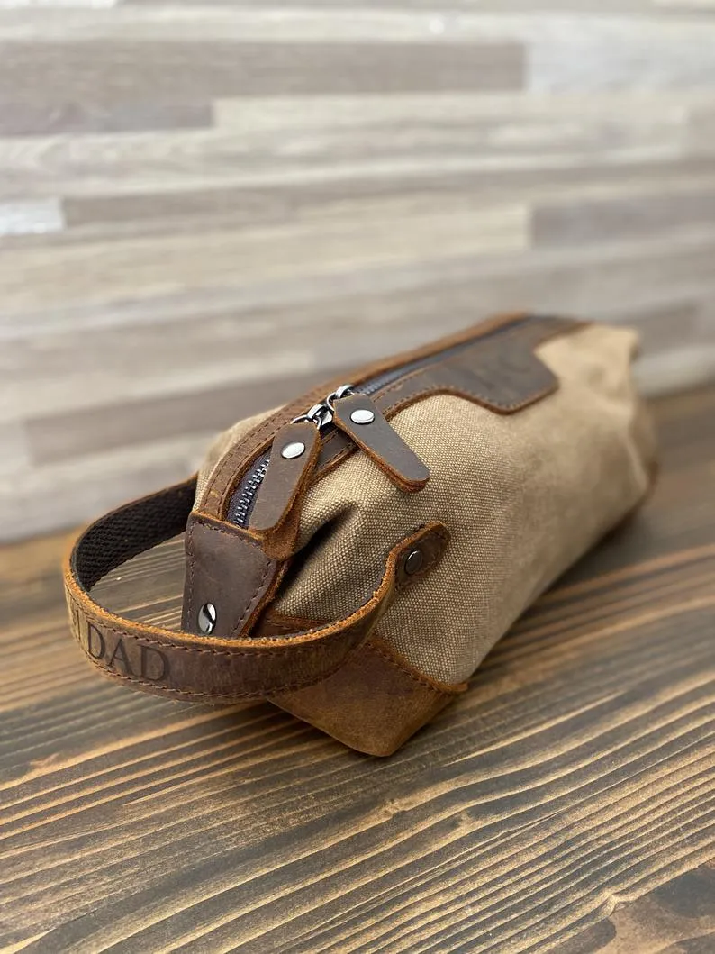 Personalized Toiletry Bag Gifts for Groomsmen, Gift For Him, Custom Dopp Kit, 3rd Anniversary Leather Shaving Kit