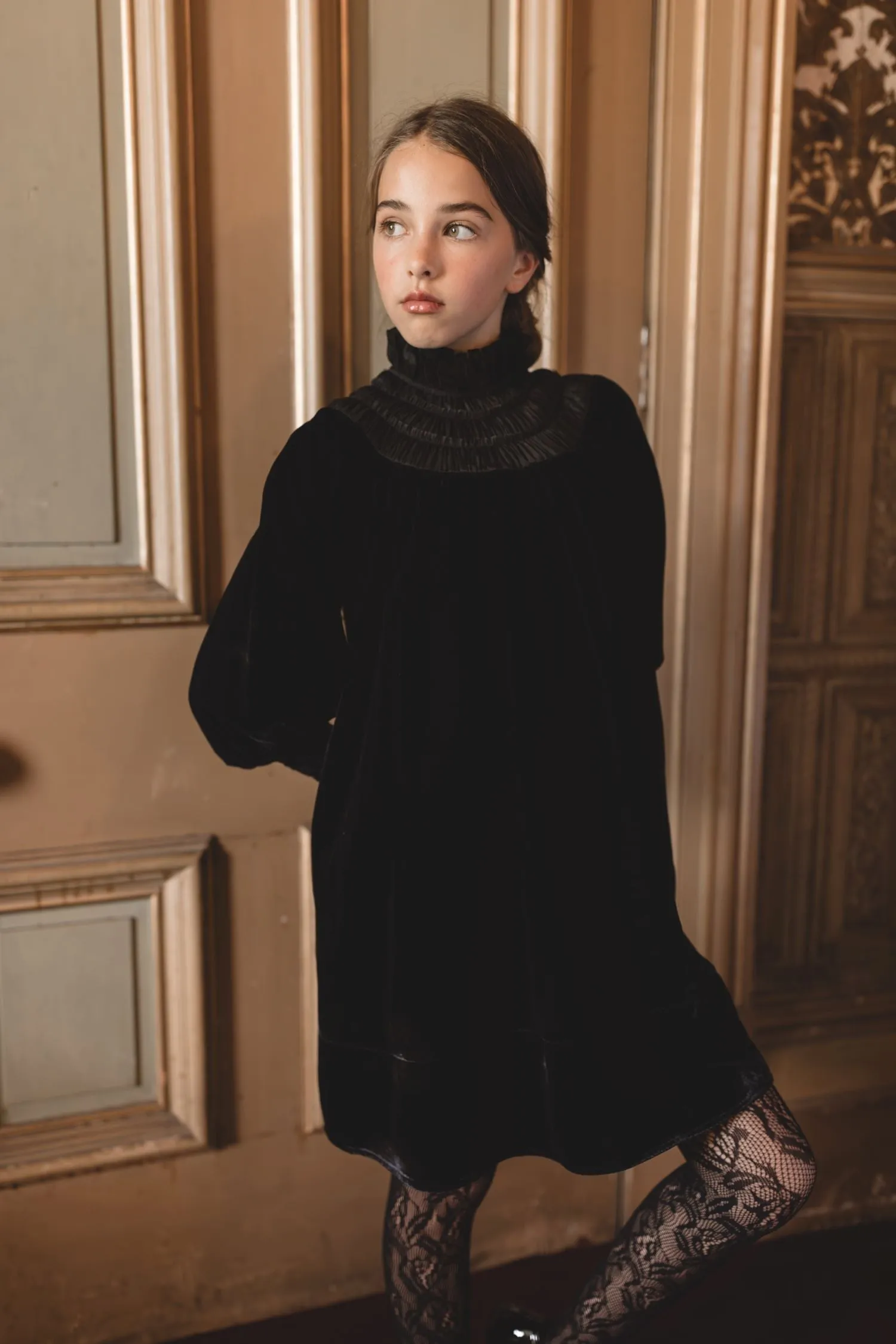 PETITE AMALIE VELVET SHIRRED ORGANZA DRESS