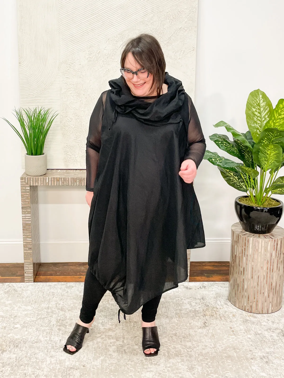 Sia Tunic, Black