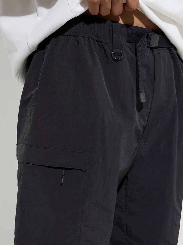Studiofit Black Solid Relaxed-Fit Mid-Rise Shorts