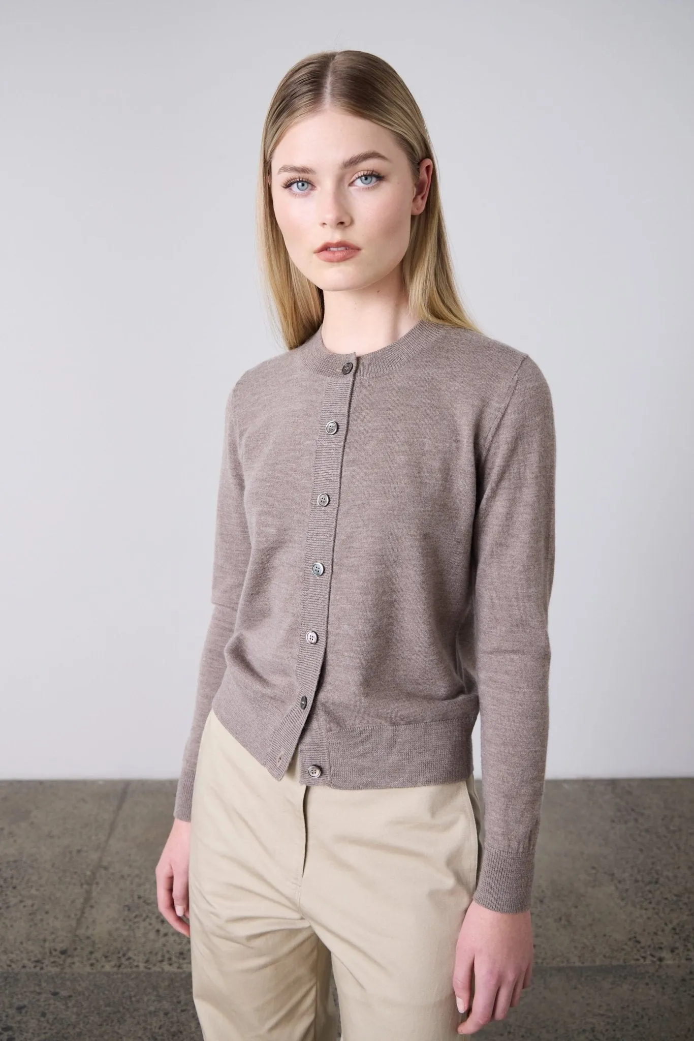 Sylvia Merino Cardigan - Pepper