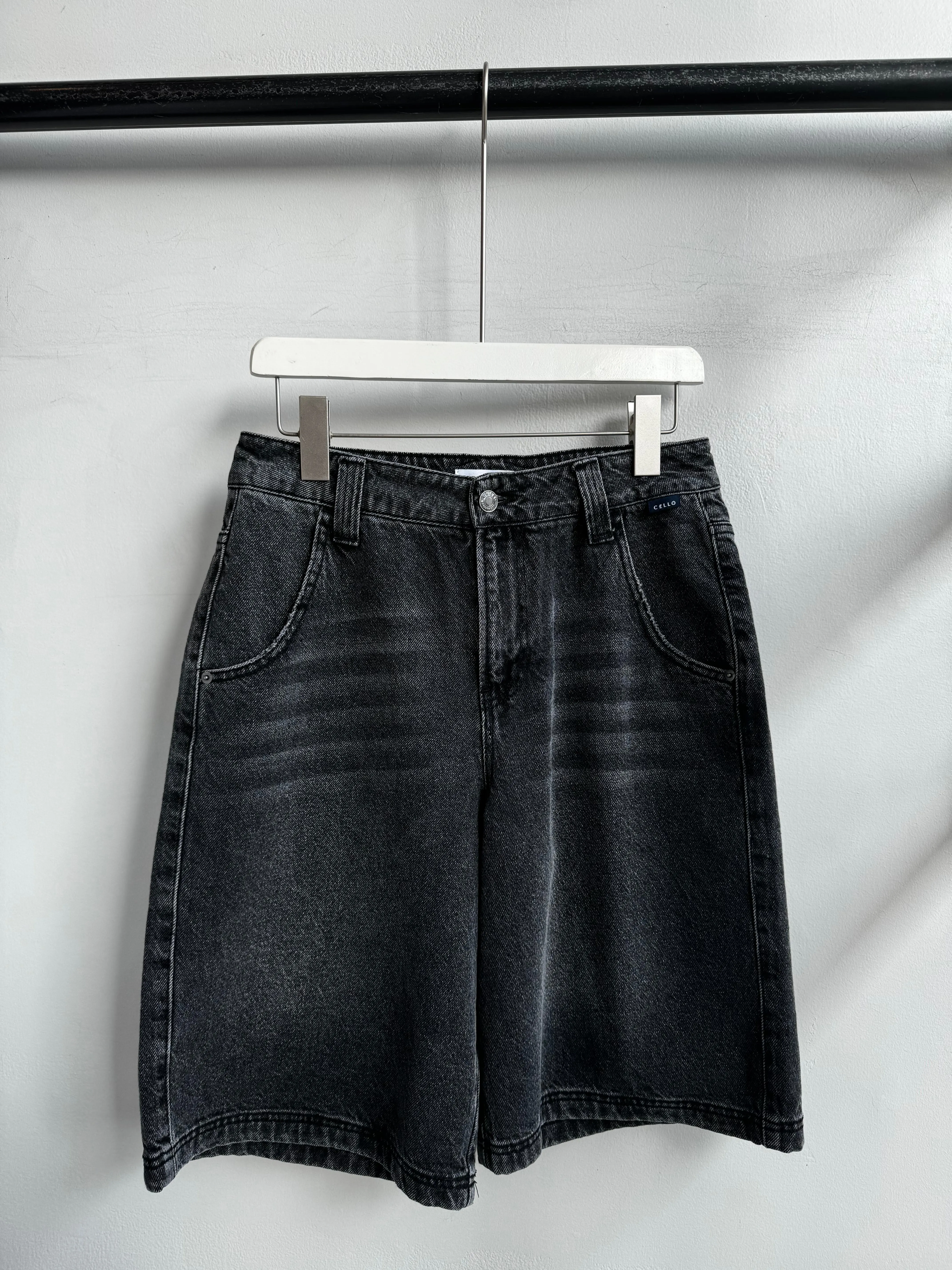 THE CLOUDY Shorts