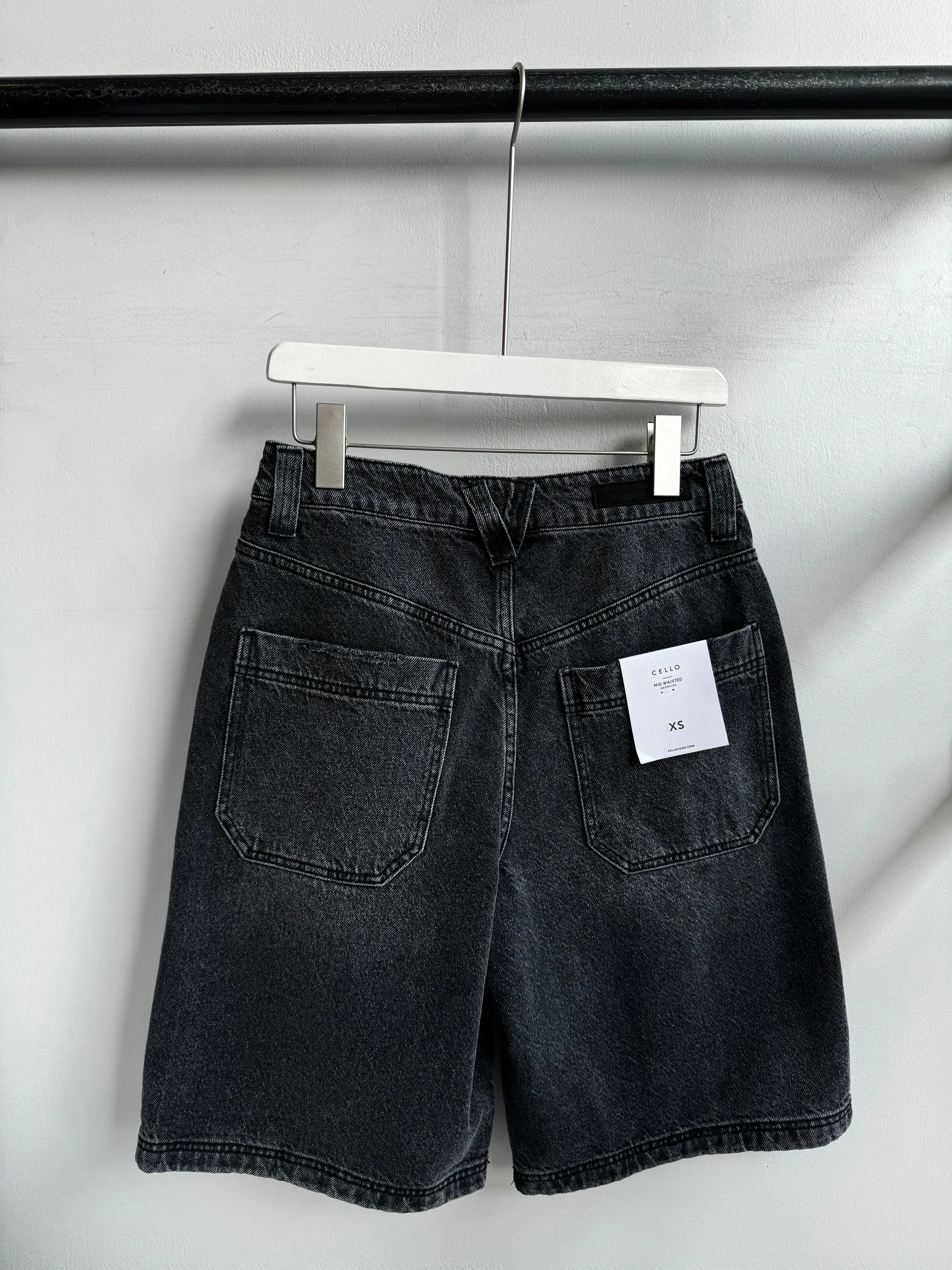 THE CLOUDY Shorts