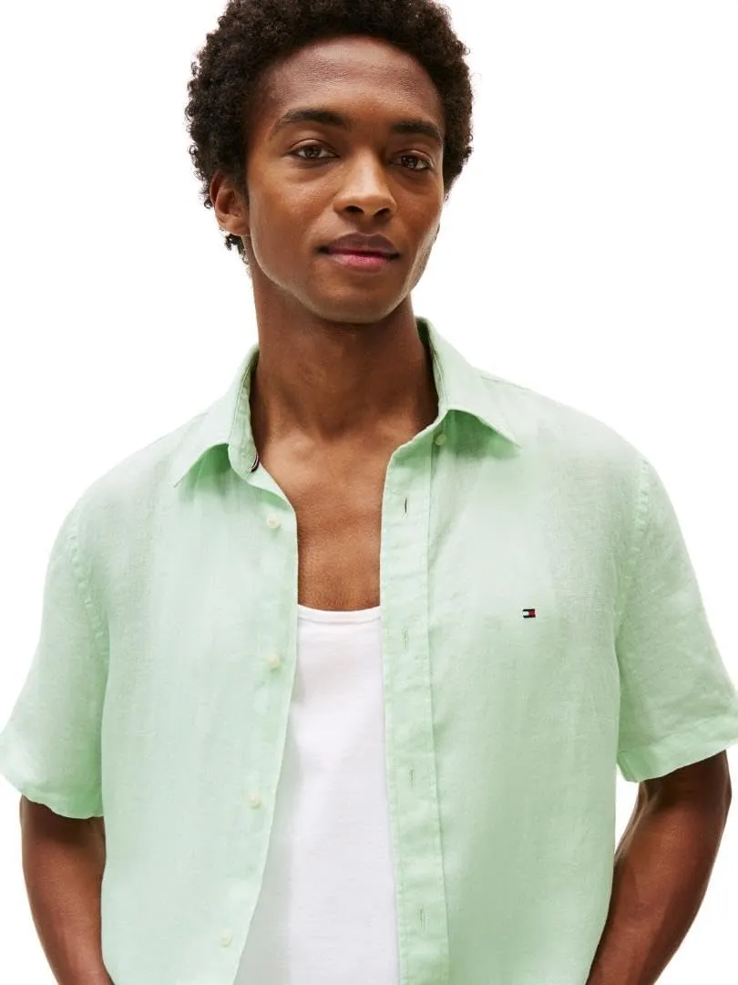 Tommy Hilfiger Men's Short Sleeve Casual Linen Button Down Shirts in Regular Fit