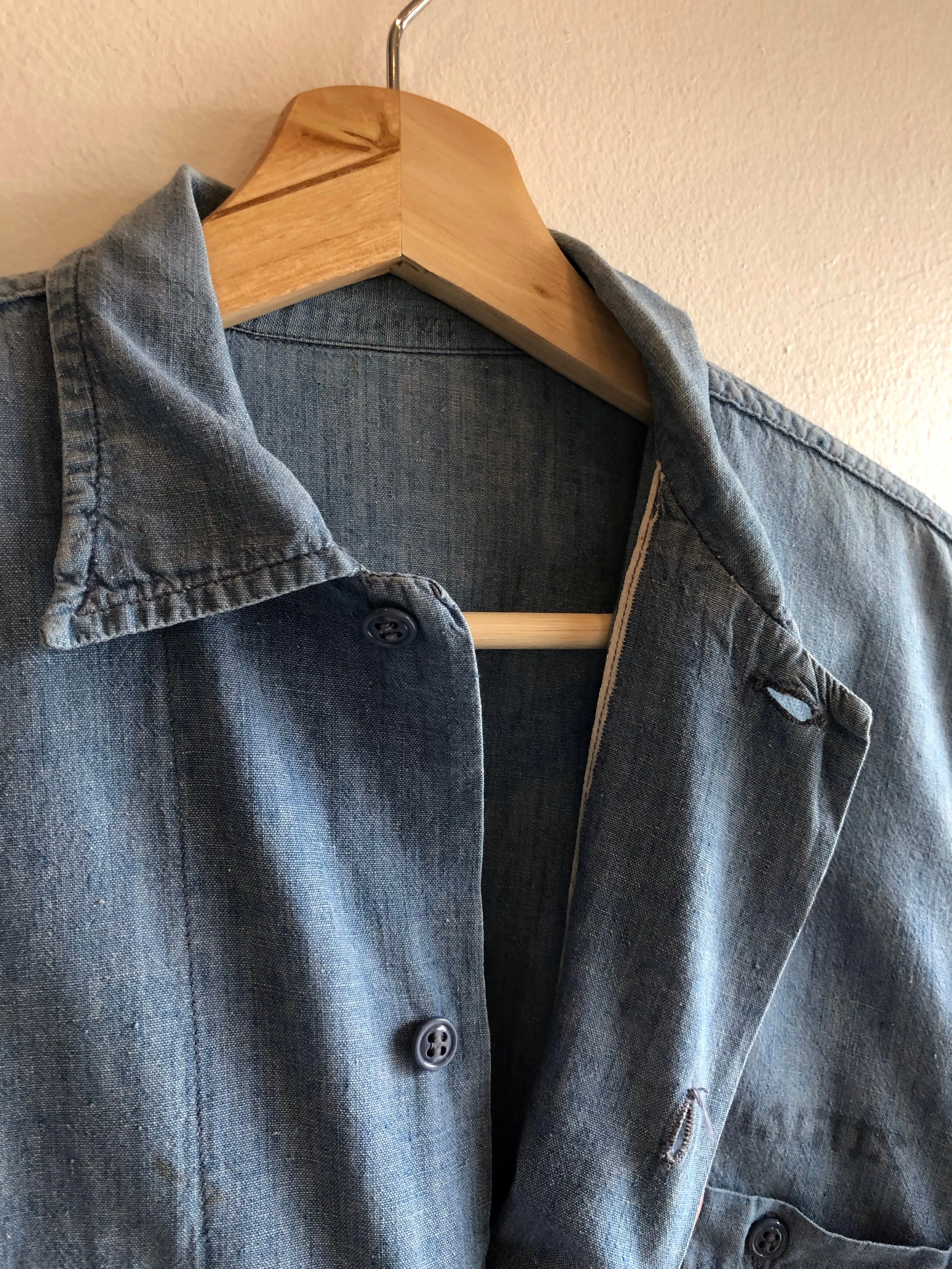 Vintage 1940s WWII Era Selvedge Chambray Button Up Shirt